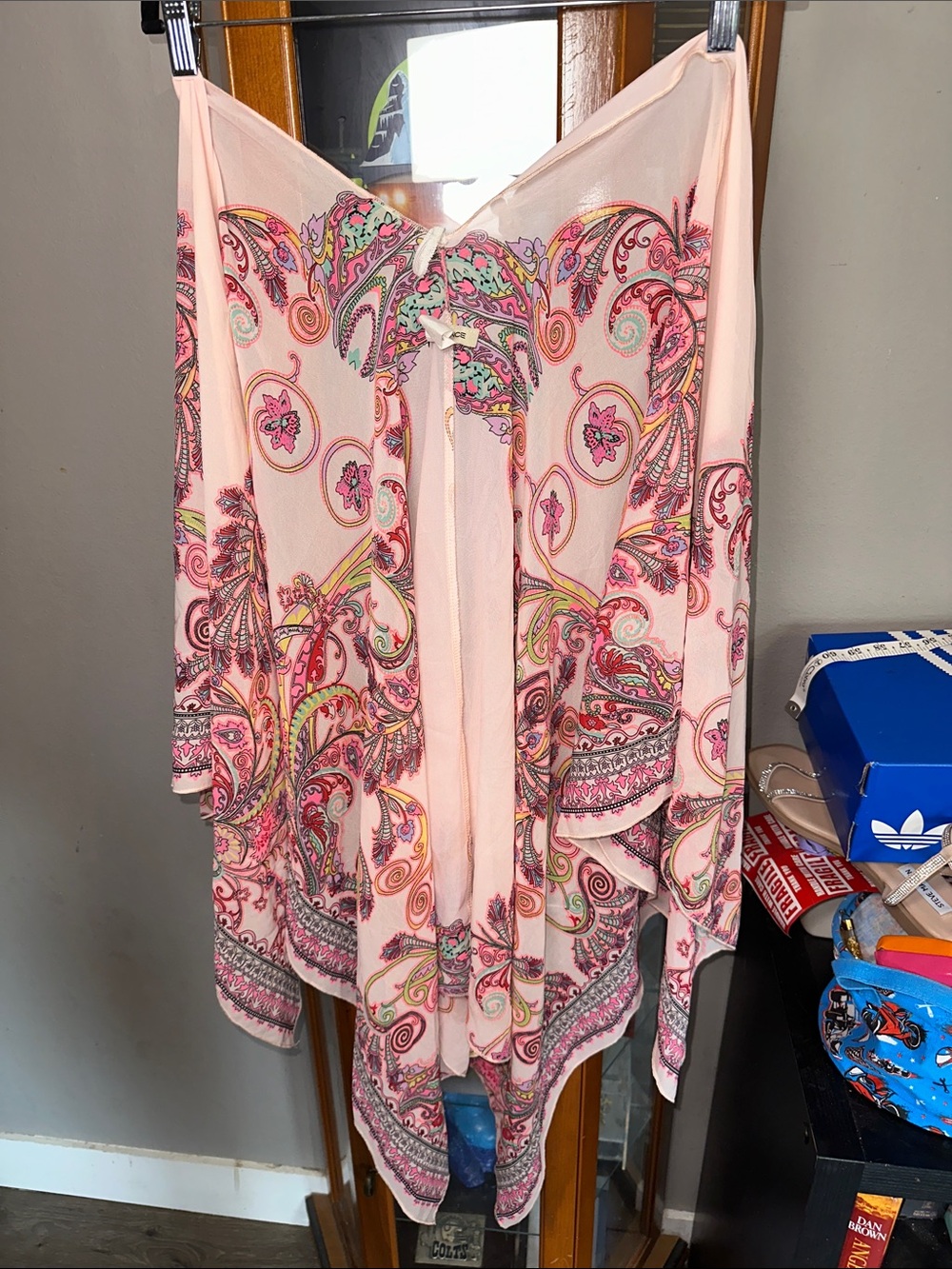 Ambiance Pink Paisley Print Lightweight Sweater ( Shawl)